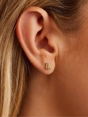 Gorjana Capricorn Zodiac Stud Earrings - Women's Jewelry